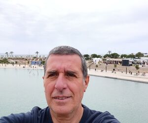 Javier GU