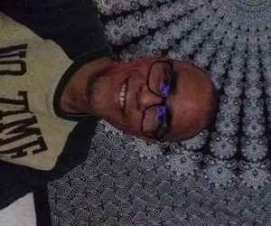DJ