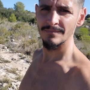 José