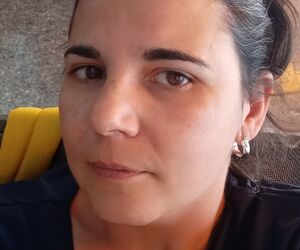María