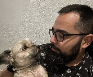 José