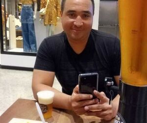 Carlos
