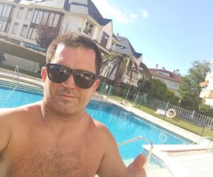 Andoni
