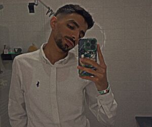 Amine