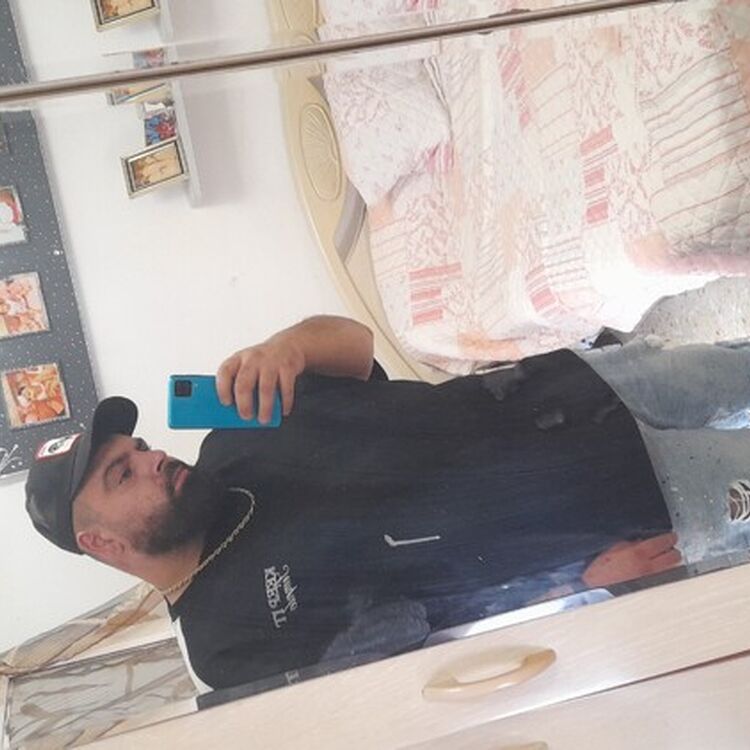 Foto de perfil de Adrian